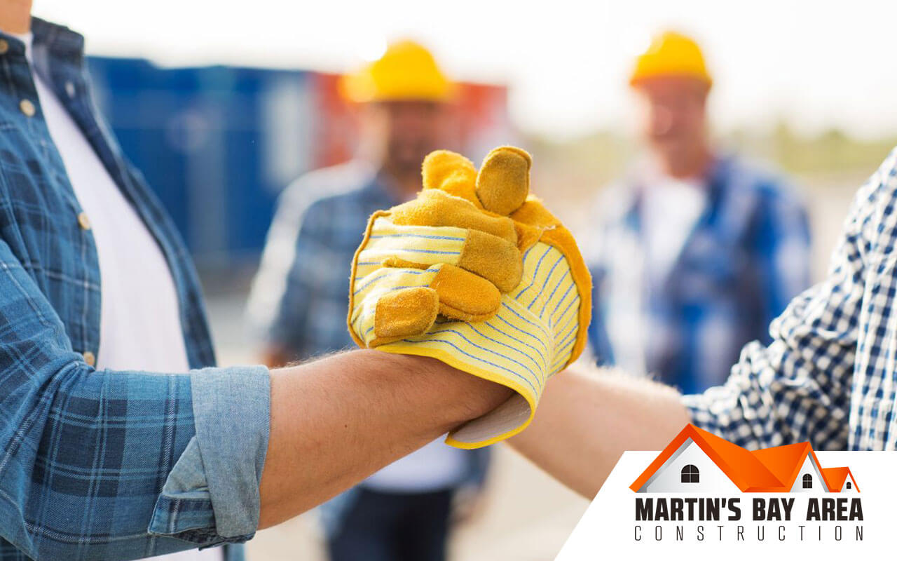 Effective pre-construction meeting with key questions for your builder.